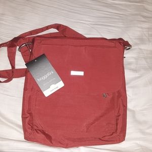 Baggallini purse